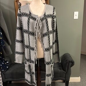 Plaid Fringe Open-Front Sweater - Gray